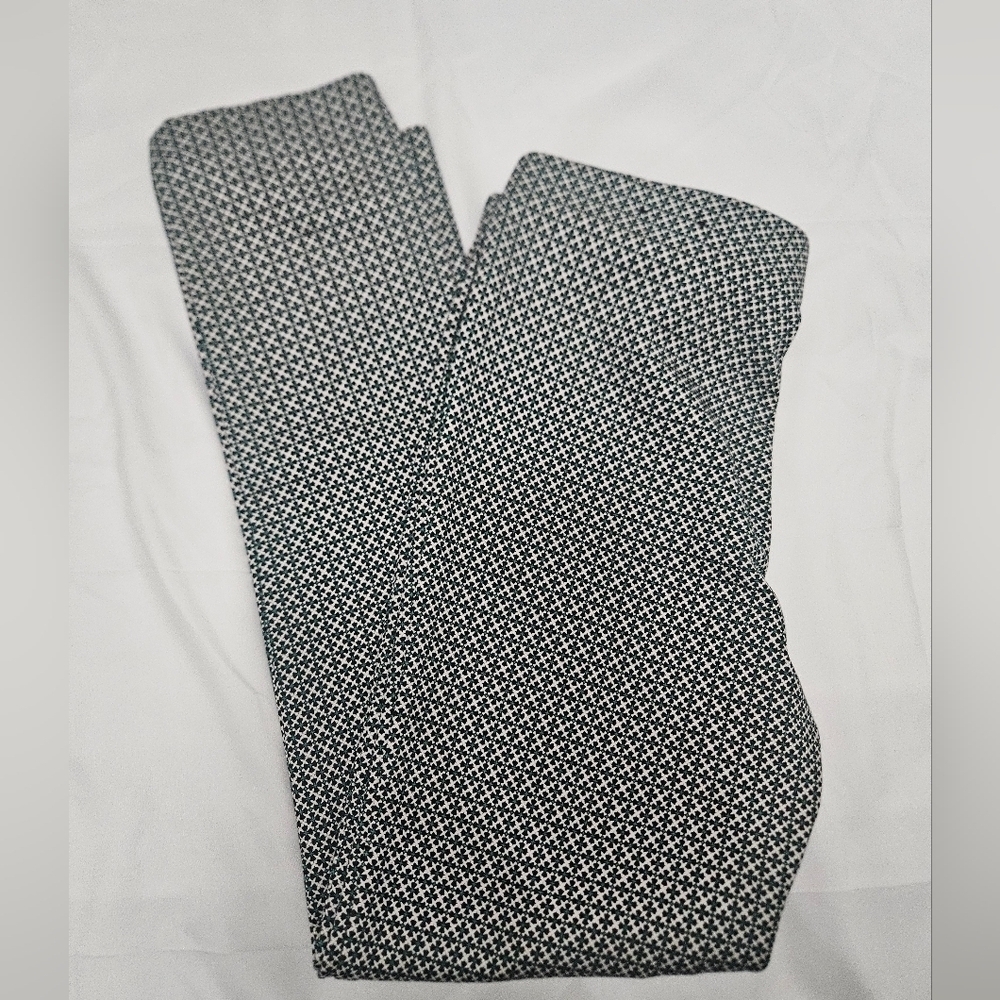 Jules& Leopold Green And Black Leggings!